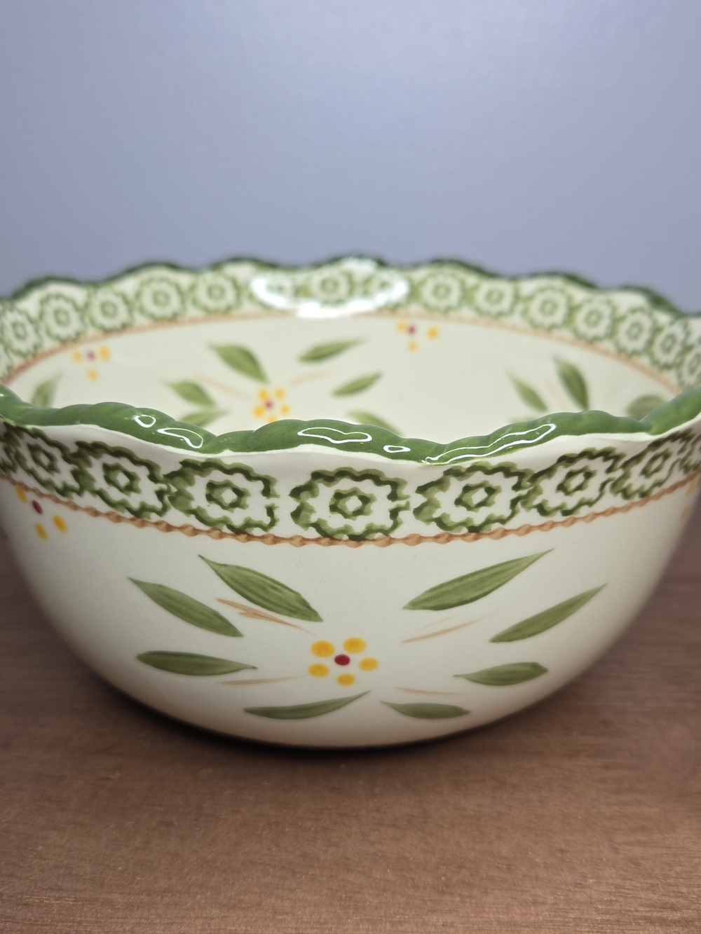 Temp-tations Old World Green 8" 1.5 Qt Scalloped Cassarole Serving Bowl